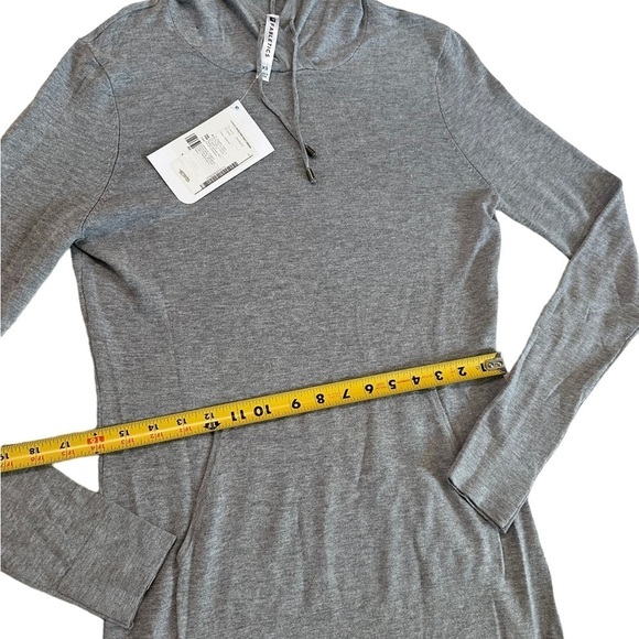 Fabletics Light Grey Heather Yukon Sweater Knit Dress Size XS NWT - Picture 14 of 17